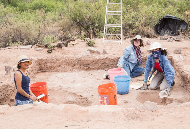 Student excavating site